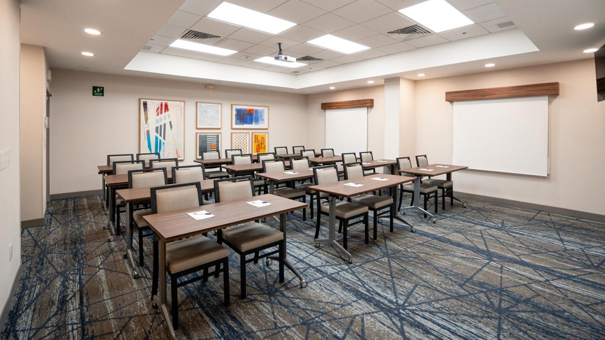 Holiday Inn Express Hotel & Suites Cd. Juarez - Las Misiones By Ihg Exterior photo